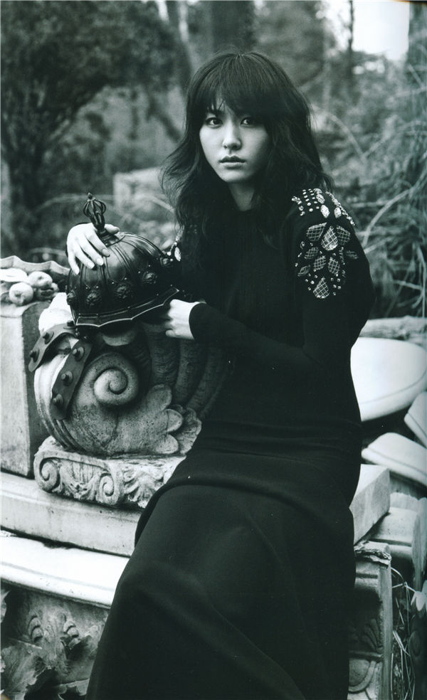 新垣结衣写真集《SHINCHO MOOK 月刊新垣结衣 SPECIAL》全本[116P]