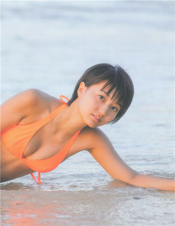 新井爱瞳1ST写真集《セブンティーンズ・ブルー》高清全本[162P]