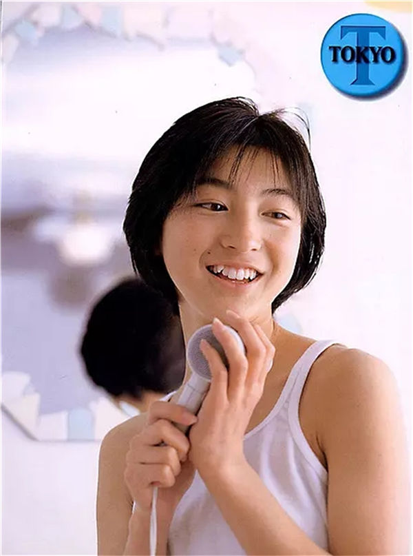 广末凉子写真集《Running》高清全本[106P]