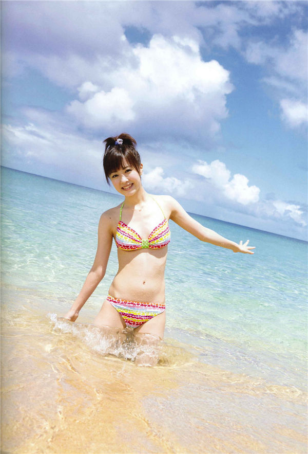 Berryz工房写真集《虹色ベリーズ》高清全本[103P]