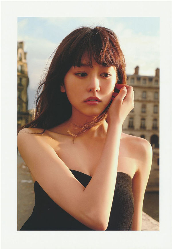 桐谷美玲1ST写真集《失恋、旅行、パリ。》高清全本[103P]