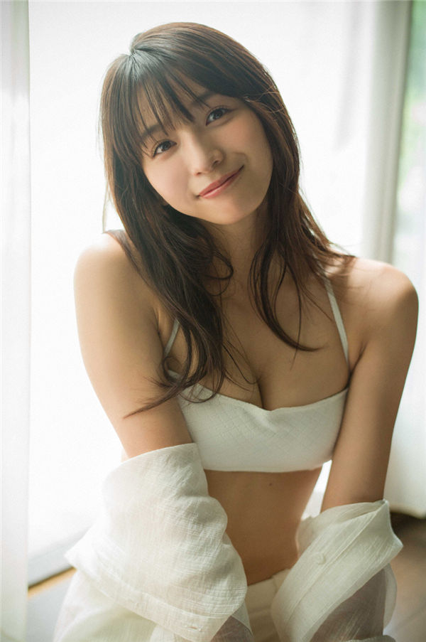 传谷英里香写真集《[WPB-net] Extra EX639 傳谷英里香「美の誕生。」》高清全本[68P]