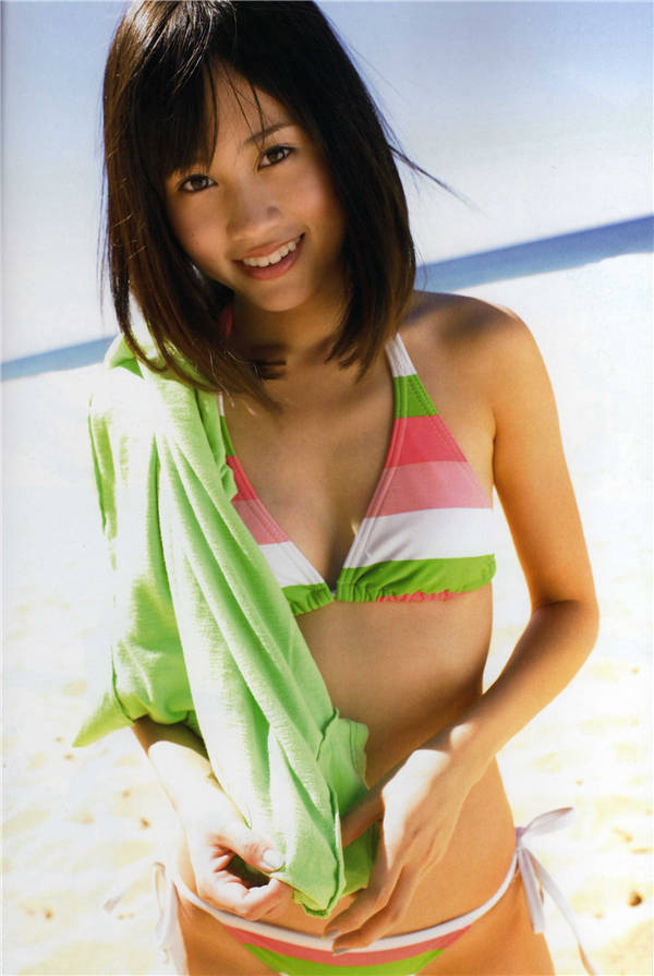 前田敦子写真集《あっちゃん》高清全本[99P]