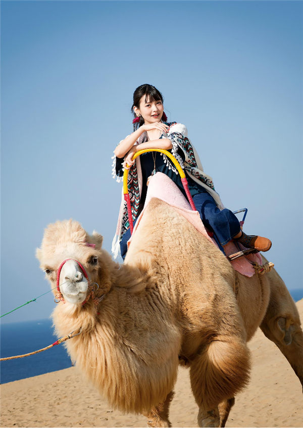 上坂堇写真集《UESAKA JAPAN! 諸国漫遊の巻》高清全本[128P]