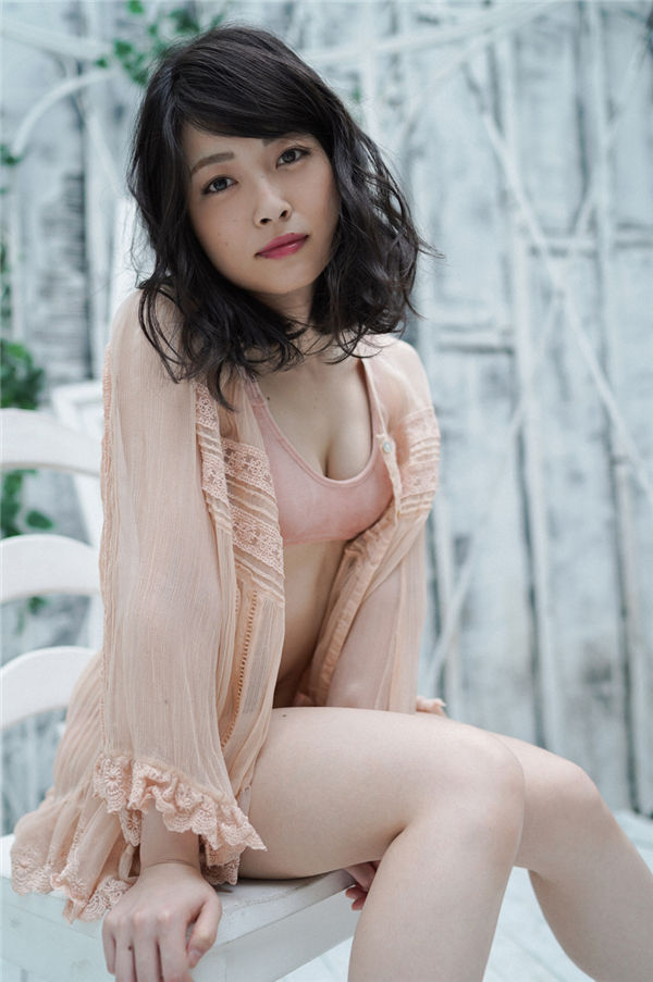 吉冈茉祐写真集《[WPB-net] Extra EX726 吉岡茉祐「First Gravure for a Voice Actress」》高清全本[76P]
