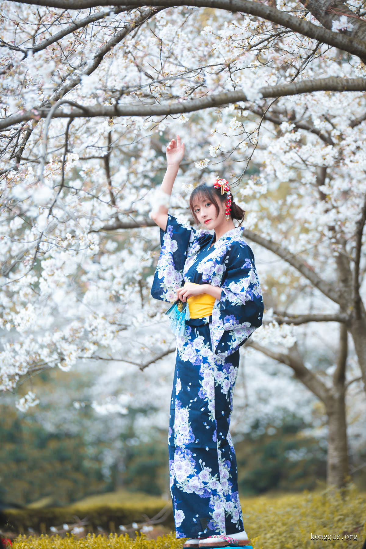 冬马路纱(Luisa_零纱) - 全套合集12期[4.1G-2025.8]