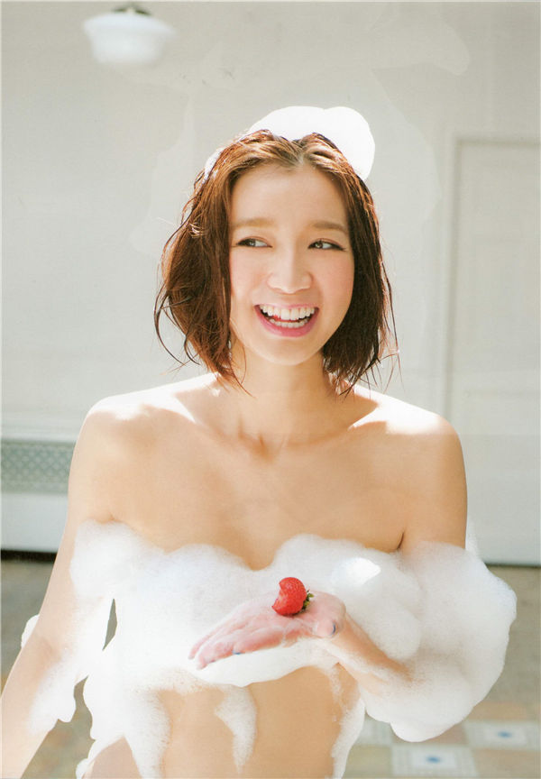 芹那写真集《SECRET SERINA》高清全本[103P]