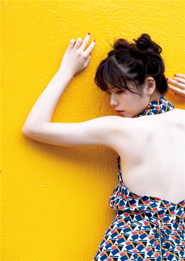 小芝风花写真集《F》高清全本[112P]