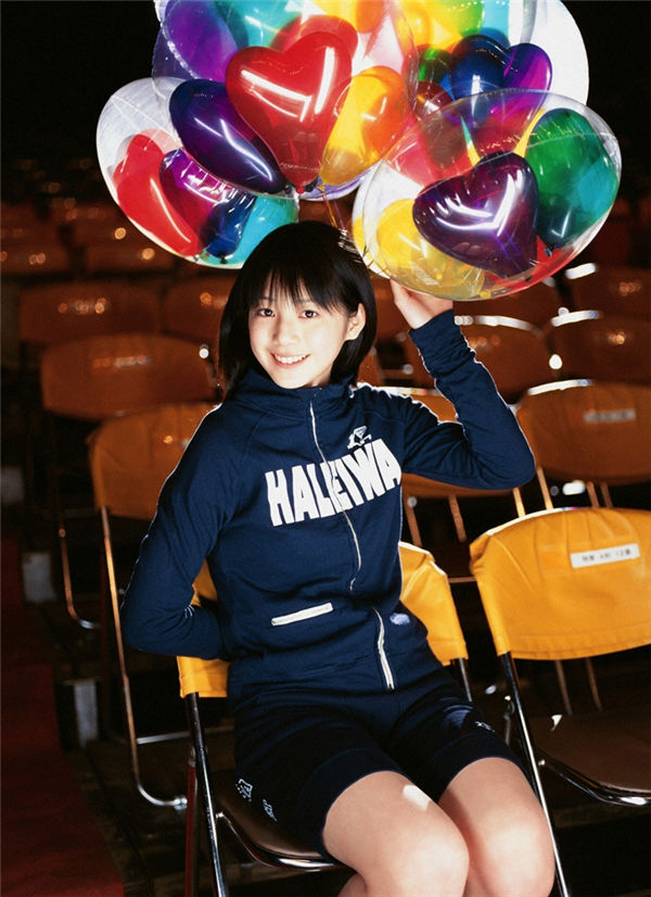 夏帆写真集《Magical Step》高清全本[43P]