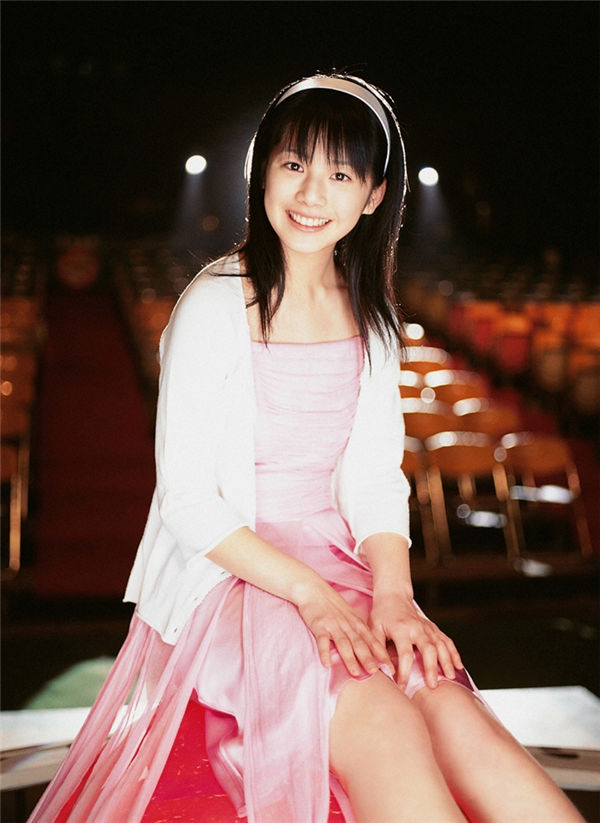 夏帆写真集《Magical Step》高清全本[43P]