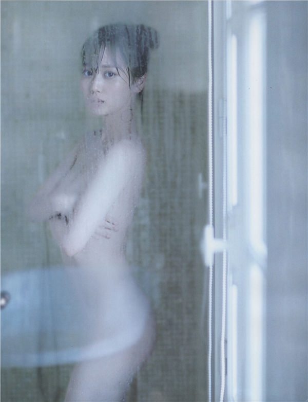 山下美月1ST写真集《忘れられない人》高清全本[161P/935M]