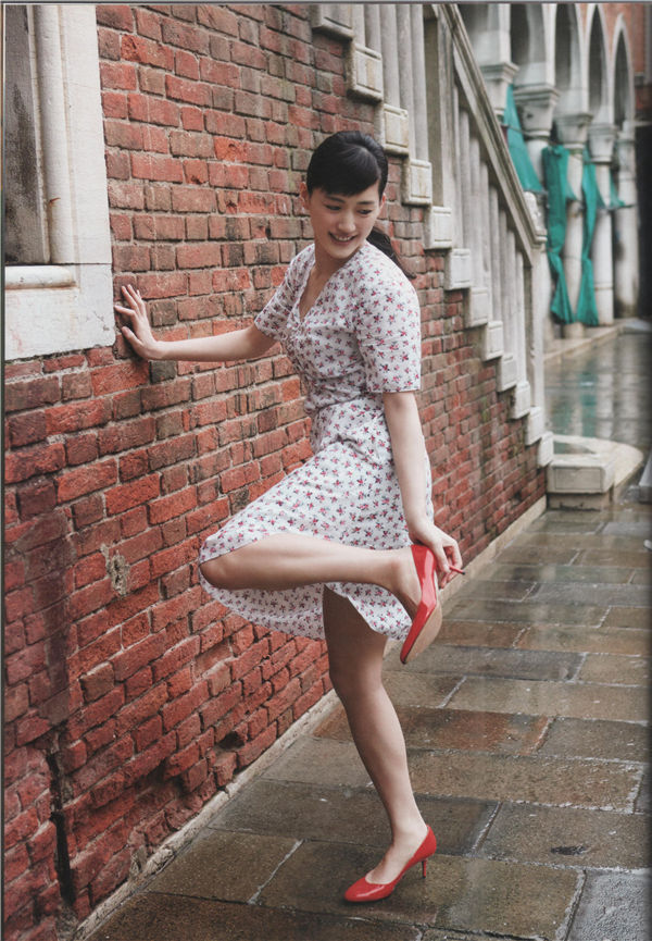 绫濑遥写真集《MOMENTO》高清全本[145P]