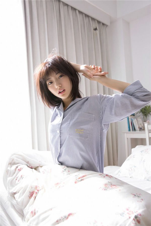 武田玲奈写真集《[YS-Web] vol.674 Rena Takeda 武田玲奈 – あなたに会えてよかった! 》高清全本[50P]