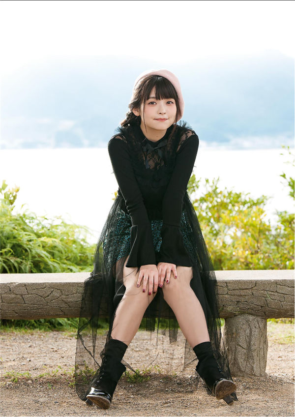 上坂堇写真集《UESAKA JAPAN! 諸国漫遊の巻》高清全本[128P]