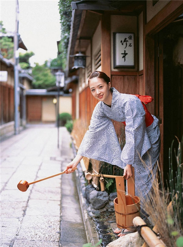 逢泽莉娜写真集《[VYJ] No.116 逢沢りな Rina Aizawa》高清全本[49P]