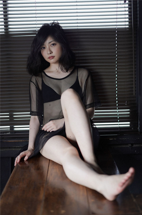 吉冈茉祐写真集《[WPB-net] Extra EX726 吉岡茉祐「First Gravure for a Voice Actress」》高清全本[76P]
