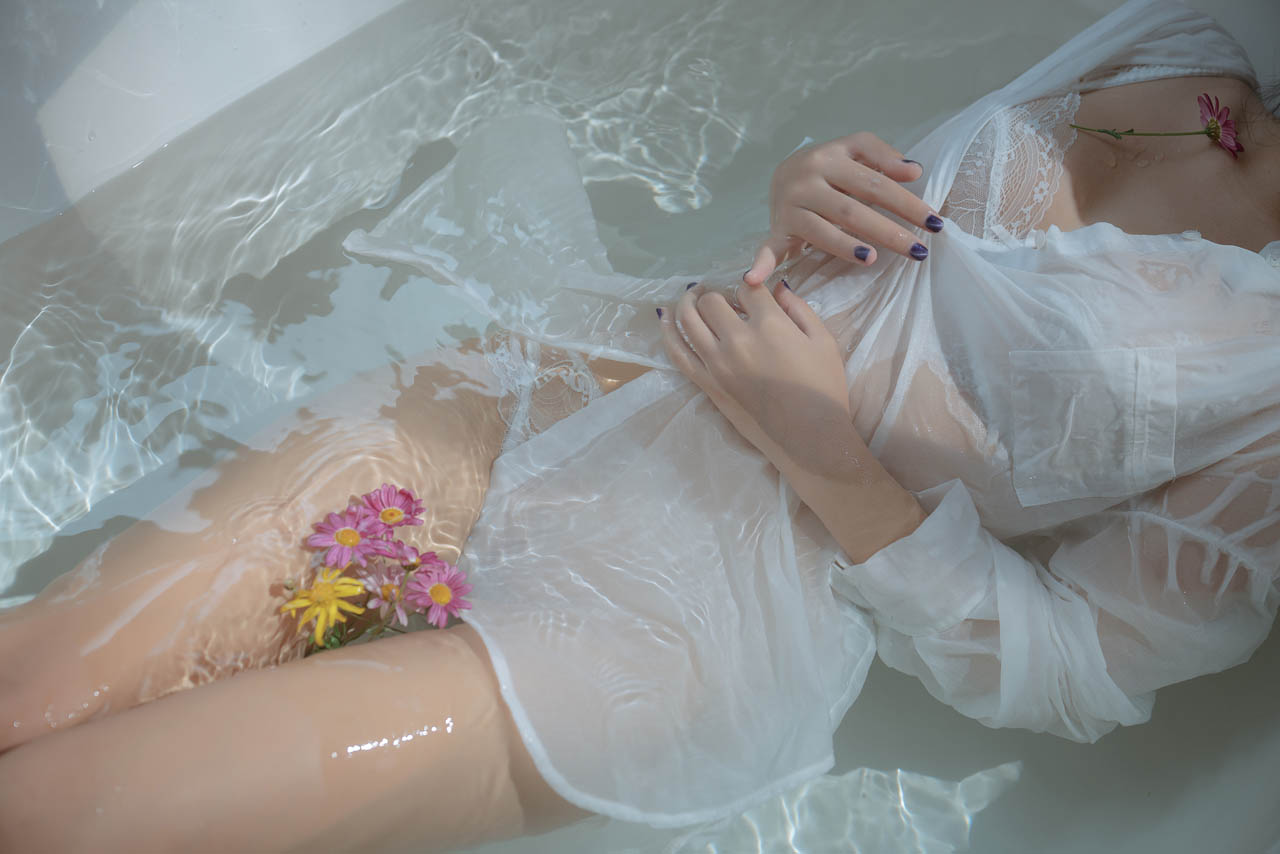 萌芽儿o0 - 全套合集58期及随包视频[24.2G-2024.5]