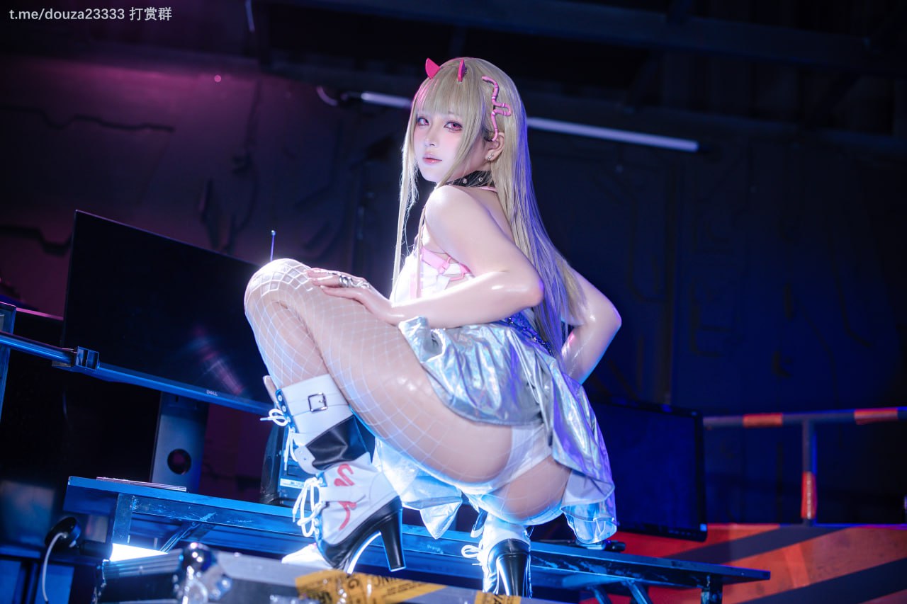 屿鱼 - 毒蛇原皮 86p（2月12打赏群资源）